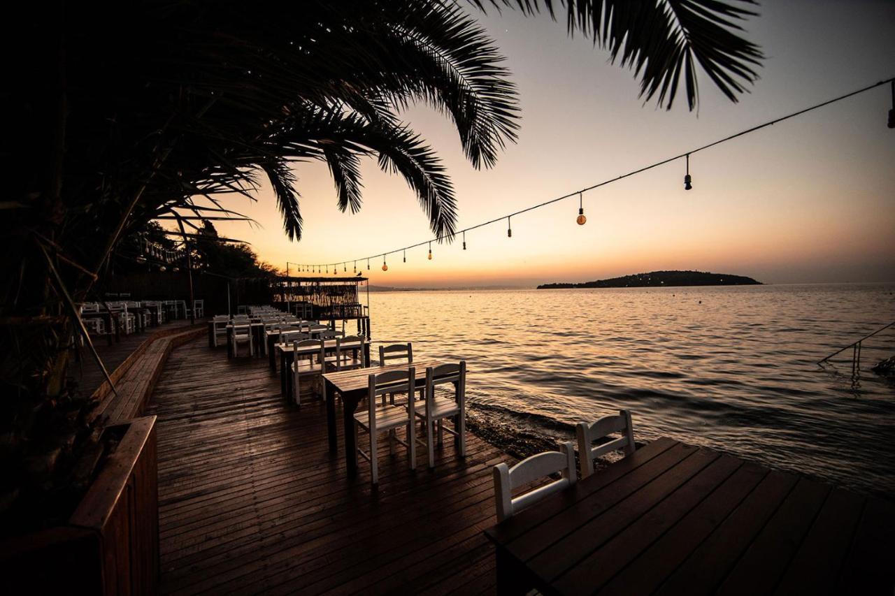 Bueyuekada Loc'Ada Hotel Adalar Exterior foto